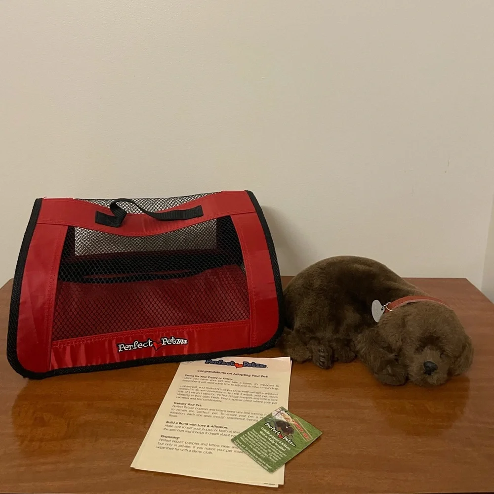 Purrfect Petz Vintage Toys Plush Dog Lab Labrador Retriever Pet Carrier Bundle